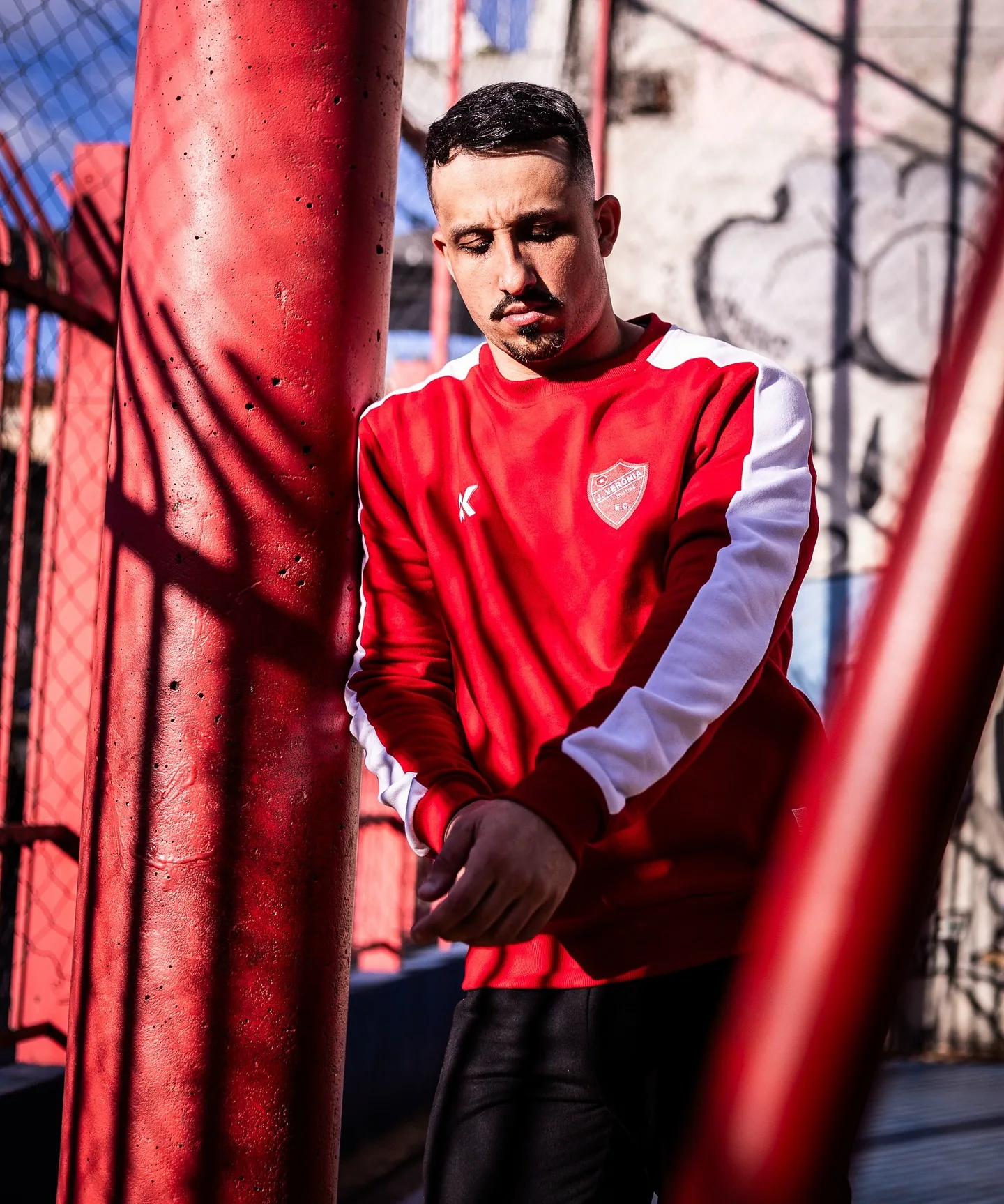 Agasalho TREND vermelho — fotografia oficial 3